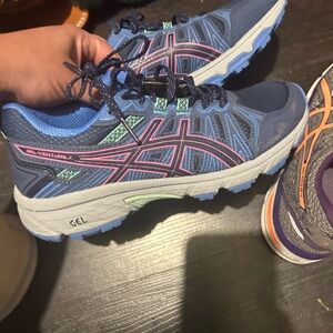 Women’s Size 7 ASICS